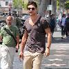 Dominic Cooper running errands in Hollywood
Los Angeles, California.