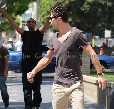 Dominic Cooper running errands in Hollywood
Los Angeles, California.