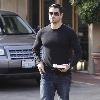 Jesse Metcalfe
leaving Poquito Mas, a Mexican taco stand, after eating lunch alone
Los Angeles, California.