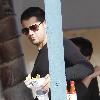 Jesse Metcalfe
leaving Poquito Mas, a Mexican taco stand, after eating lunch alone
Los Angeles, California.