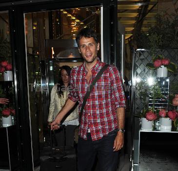 Richard Bacon and his wife Rebecca McFarlane 
arriving at the Ivy Club 
London, England.