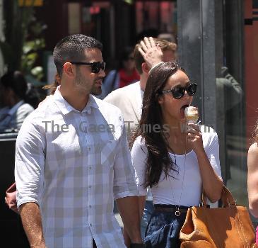 Jesse Metcalfe and Cara Santana Jesse Metcalfe shopping at The Grove while his girlfriend eats an ice cream cone Los Angeles.