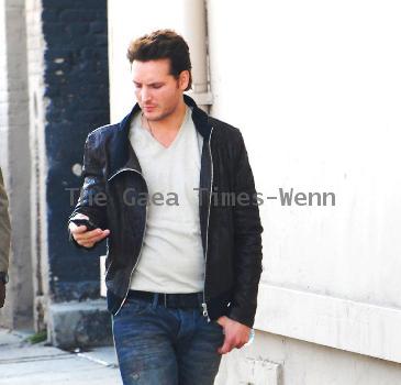 Peter Facinelli
 outside ABC studios after appearing on 'Jimmy Kimmel Live!'
Los Angeles, California.