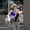 Ellen Pompeo and Stella Luna Ivery Ellen Pompeo has her hands full as she leaves Golden Bridge Yoga carrying her workout mats and baby daughter Los Angeles.