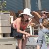 Debra Messing was spotted relaxing with friends on Malibu Beach on Independence Day
Malibu, USA.