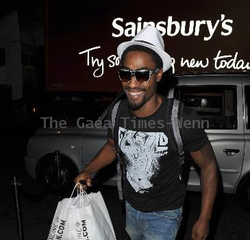 Simon Webbe 
arrives at the May Fair hotel 
London, England.