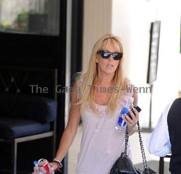 Dina Lohan