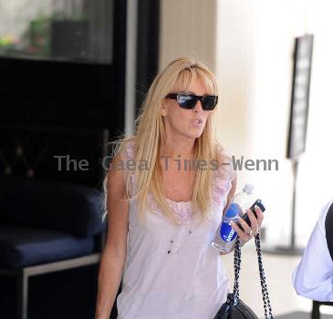 Dina Lohan