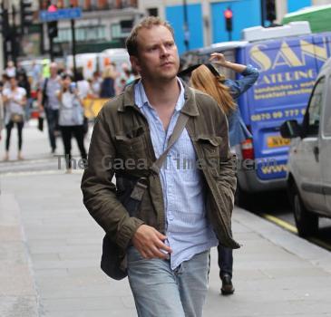 Peep Show star Robert Webb is seen walking through Central London London.