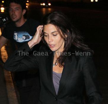 Teri Hatcher arrives at LAX on a flight from New York. Los Angeles.