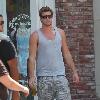 Liam Hemsworth,
Miley Cyrus' boyfriend, is seen out shopping at The Grove.
Los Angeles, California.