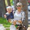 Gwen Stefani and Zuma
seen out walking with her children after visiting her parents.
Los Angeles, California.