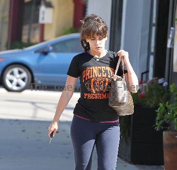 Jennifer Love Hewitt 
after leaving her Pilates class in Toluca Lake.
Los Angeles, California.