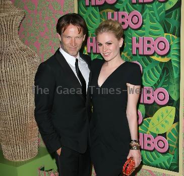 Stephen Moyer and Anna Paquin Stephen Moyer and Anna Paquin