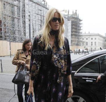 Claudia Schiffer arriving at Tegel Airport after flying in from London for the Vogue Berlin Fashion Night Out. Berlin.