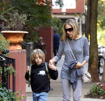 Sarah Jessica Parker
 walks with her son James Wilkie Broderick to school.
New York City, USA.