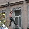 Tom Cruise filming dangerous scenes for �Mission: Impossible IV�
Prague, Czech Republic - 05.10.10

Credit: IANS- WENN