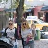 Sarah Jessica Parker takes her daughters Marion and Tabitha to a playground
New York City, USA.