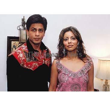 SRKs Father-In-Law Hospitalized