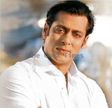 Salman Promises To Work With Mahie Gill Again