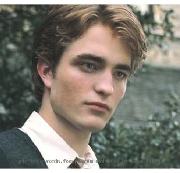 Robert Pattinson