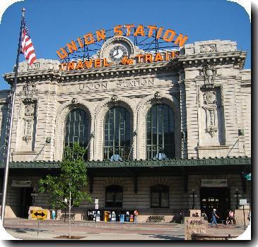 Denver Union Station, 7/15/2006, 8:01 am
Ski Train to depart soon.
Picture I, Alex Patton, photographed..