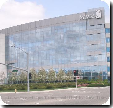 The headquarters of Sybase in Dublin, California.
Photographed on April 22, 2006 by user Coolcaesar.