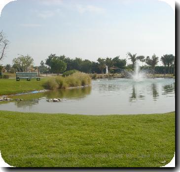 Area near the golf course. A lot of RSAF fighters pass by on their way to the Airbase that is not far away. Next to the fountain, there are few ducks.