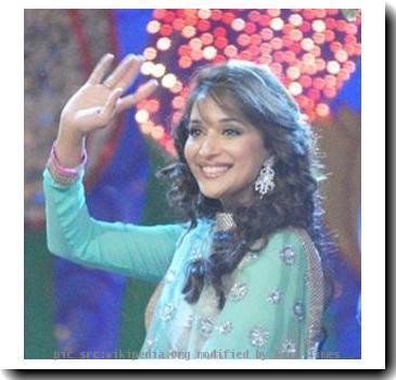 MadhuriDixit_59153_O