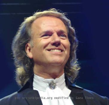 The image represents André Rieu in Atlantic City