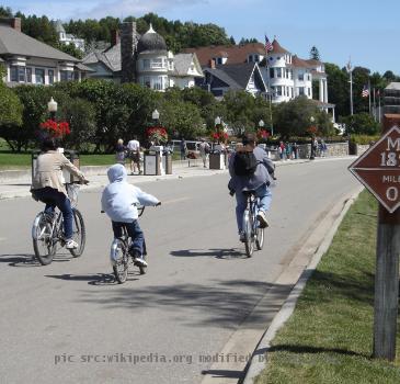 Mile marker 0 on Michigan State Highway M-185, Mackinac Island, Michigan.  Taken by me in August 2004.