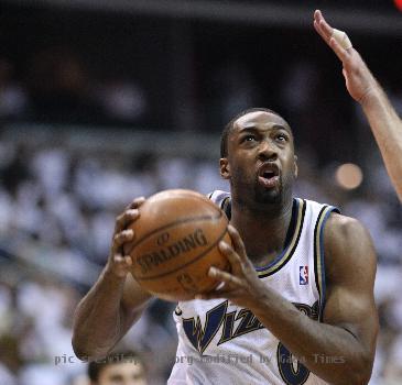 wGilbert Arenas playing with the wWashington Wizards