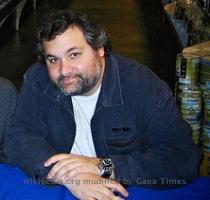 Artie Lange at a FYE in Glendale, California