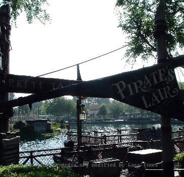 Sign for the Rafts to Pirates Lair