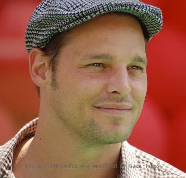 Justin Chambers at the premiere for