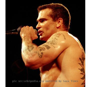 Henry Rollins singing in 2008