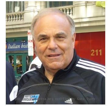 Pennsylvania Goveror Ed Rendell at the Broad Street Run in Philadelphia