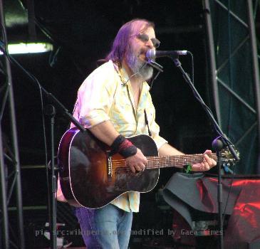 Steve Earle, at the Midlands Music Festival in 2007, Westmeath, Ireland