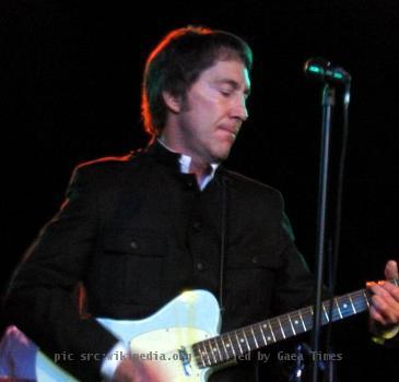 wDoug Fieger