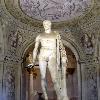 Statua di epoca romana di Pompeo Magno. Si trova a Villa Arconati di Castellazzo di Bollate (MI). Fu fatta portare da Roma nel 1627 da Galeazzo Arconati.