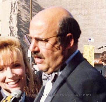 Jeffrey Tambor at the Emmy Awards 1993