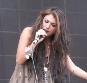 Gabriella Cilmi in Bucharest - Romania - BestFest Festival 2009