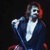 Peter Wolf performing in concert