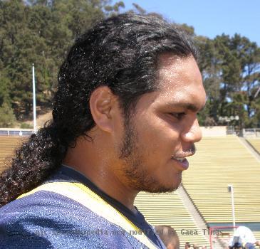 Cal defensive tackle Tyson Alualu at the 2009 Cal Fan Appreciation Day at Memorial Stadium in Berkeley, California.