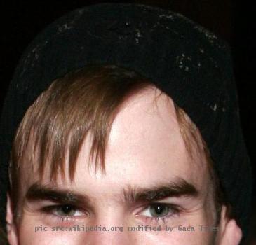 wDavid Gallagher