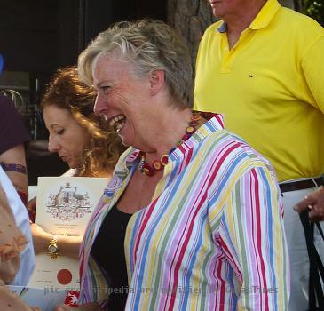 wMaggie Beer