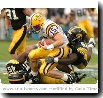 Defensive MVP  In his final year  he collected 55 tackles  41 solos  as he led the Big Ten and ranked 11th in the nation with 11 sacks  This is a photograph of Jonathan Babineaux in action  Photo Credit  CHUCK MYERS  Click for larger picture  How tall is Jonathan Babineaux  6 feet 2 inches