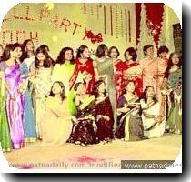 2004 View Photo Gallery The students of Magadh Mahila College under Patna University  on Saturday  January 24  gave their