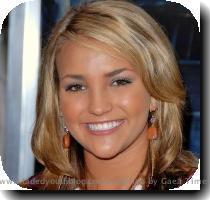 Filed under  Jamie Lynn Spears With a fizzling career and a baby on the way  it s understandble why Jamie Lynn Spears may be pinching her pennies  but Page Six reports that the 16 year old s thriftiness left one waitress