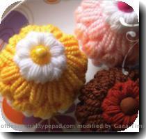 Pink block print cupcake by artgoodies Knitted cupcakes by yoonie at home